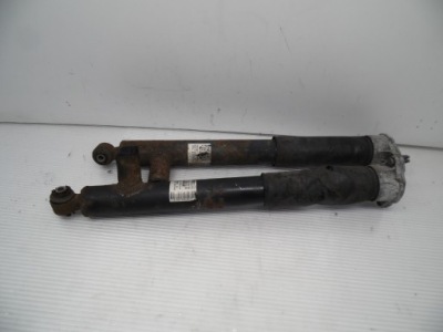 Амортизатор airmatic правий лівий задня mercedes w204 фото №1