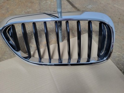 Bmw 3 f-30 f30 f31 f-31 решётка радиатора решётка радиатора решётка радиатора правая фото №1