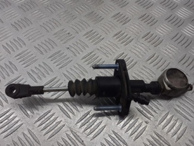 Помпа зчеплення opel astra h 1.7 cdti 13192897 фото №1