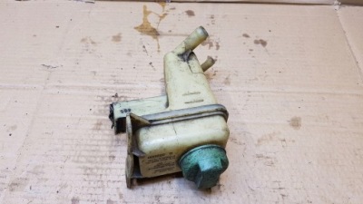 Бачок жидкость усилителя audi a6 c4 фото №1