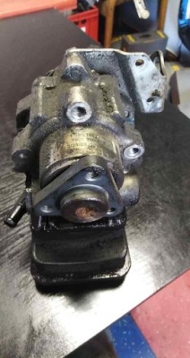 Насос усилителя bmw 5 e39 1095155 фото №1