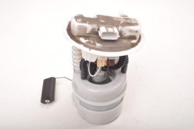 Renault clio iv 1.2 насос пального 172025354r фото №1