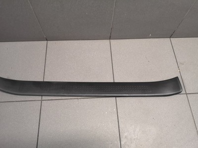 Захист накладка поріг ліва audi a4 b6 8e0853373 фото №1