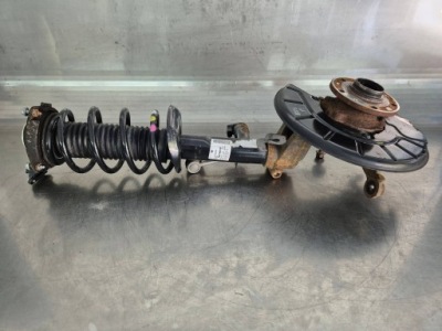 Vw eos амортизатор передний правый поворотный кулак mcperson 3c0413031d фото №1