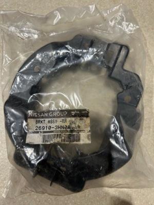 Рамка протитуманної фари nissan оригінальний номер micra k13 269103hn0a фото №1