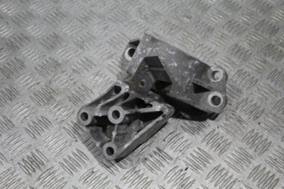 Кронштейн подушка двигателя fiat doblo ii 2 a236 фото №1