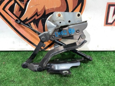 Петля капот правий land rover discovery v hy32-16800-ad фото №1