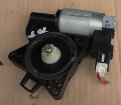 Mazda 6 gg 2003 моторчик скло правий задня фото №1