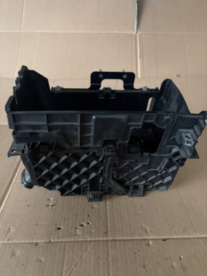 Trafic iv iii корпус акумулятор фото №1