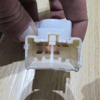 Toyota 84450-12200 колодка замка зажигания фото №1