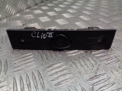 Панель перемикачів renault clio ii 8200071224 фото №1