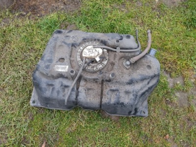 Toyota urban cruiser бак топлива bak 1.33 фото №1