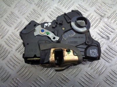 Замок двері правий перед toyota avensis t25 2pin фото №1