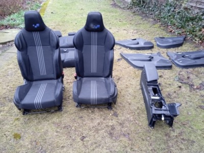 Renault megane iv 4 gt сиденья заднее сиденье обшивки фото №1