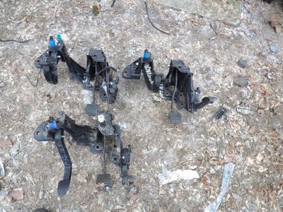 Педалі renault master 3 iii фото №1