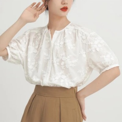 Sweet Lace Shirts Embroidery Flowers White Blouse