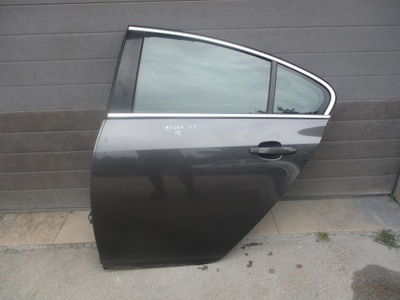 Opel insignia 13r. hb ліва задні двері фото №1