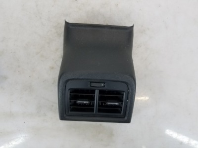 Решётка обдув задняя seat leon 3 универсал фото №1