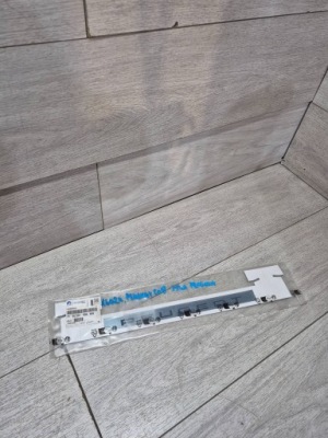 16024. peugeot 208 молдинг порог 98532034rw фото №1