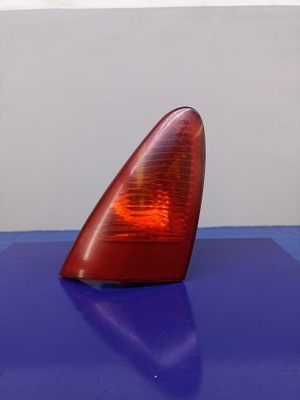 Alfa romeo 147 лампа левая задняя w крышка багажника 46556346 фото №1