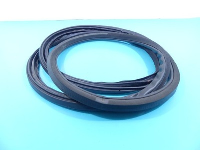 Прокладка двері перед права infiniti fx ii qx70 фото №1