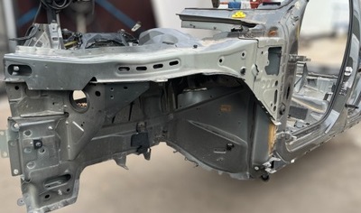 Чверть ліва лонжерон volvo xc60 ii 2018-2023 фото №1