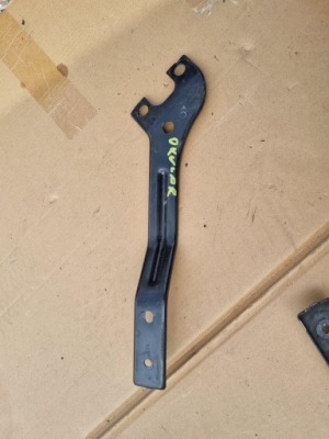 Панель фары поперечина правый lancia delta iii фото №1