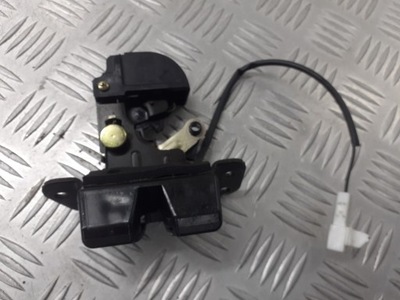 Замок крышки багажника kia rio x фото №1