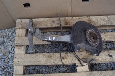 Поворотний кулак лівий перед maserati quattroporte vi 3.0d фото №1