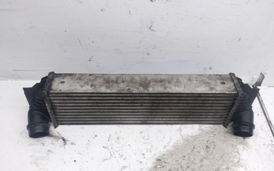 Интеркулер bmw 5 f10 f11 17517805629 фото №1