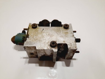 Land rover discovery ii l318 насос підвіска rvh100012 фото №1