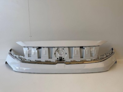 Бампер решітка радіатора решітка радіатора opel vivaro c 9849388580 фото №1