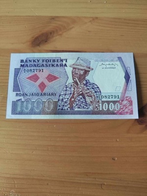 Madagaskar - 1000 Franków - UNC