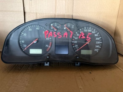 Лічильник приладова панель 3b0920822a vw passat b5 1.9 tdi фото №1