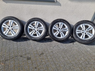 LLANTAS CON NEUMÁTICOS HYUNDAI IX35 TUCSON 225/60R17 INVIERNO  