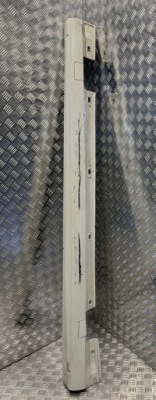 Порог молдинг порог правая mercedes a-klasa w176 amg a1766980154 фото №1