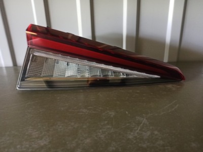 Лампа крышки задняя led левая skoda enyaq iv 5lg945307b фото №1