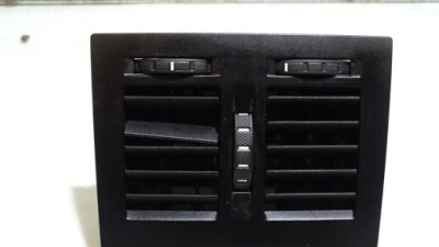 Решітка обдув задня skoda octavia ii 1.6tdi фото №1