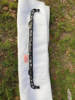 Vw golf vi напрямна бампера задня 5k0807863a фото №1