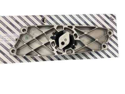 Подушка коробки передач alfa romeo giulia 2.0 q4 фото №1