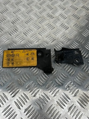 Кронштейн рычаг подъёма кабины scania r 1873567 1800914 фото №1