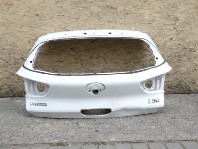 Hyundai i30 iii 3 hb 17- кришка багажника задня фото №1