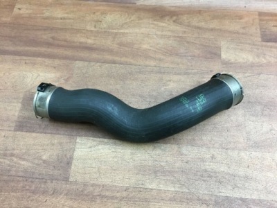 Bmw f20 f30 патрубок шланг інтеркулер 8513848 фото №1