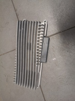 Усилитель радио audi q5 8r0035223e фото №1