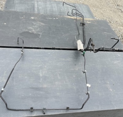 P8 gmc yukon xl denali iv 2015 - 6.2 дроти гальмівні трубка 170430819 фото №1