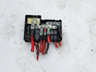 Корпус предохранителей a9065400250 mercedes sprinter w906 2.2 cdi фото №1