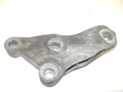 Опора двигателя передняя audi a8 фото №1