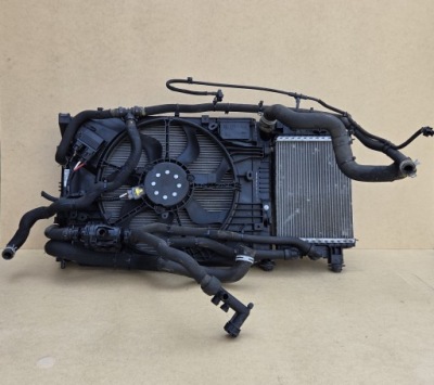 Комплект радіатор renault clio v captur ii 1.5 blue dci 214109135r 19- фото №1