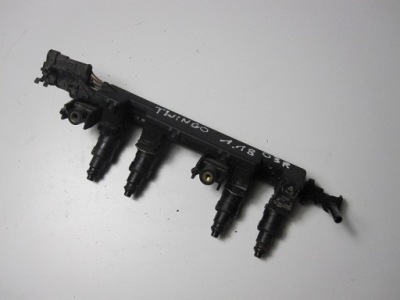 Молдинг упорскування renault twingo 1.1 03r 7700114546 фото №1