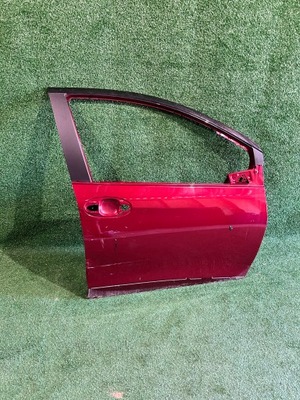 Дверь передние правое toyota yaris iii lift фото №1